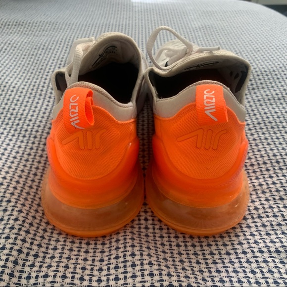 ✨ Nike Air Max 270 ✨ in white and orange - Picture 6 of 11